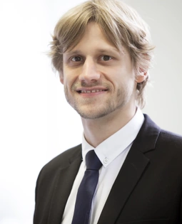 David E. Langer (geb. Stakic)